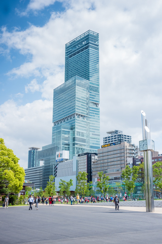 日本办公室天空商务商业户外透视时钟摩天大楼架构