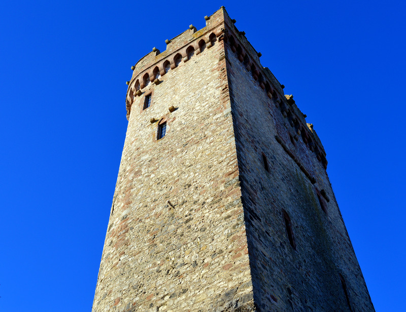 户外蓝天石头城堡中世纪名胜古迹架构防护旧哥特式图片