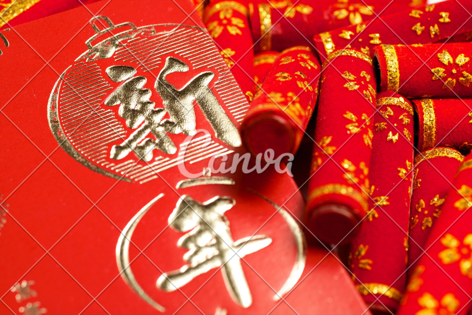 春节红色新年礼物灯笼庆祝传统节日静物彩色图片中国