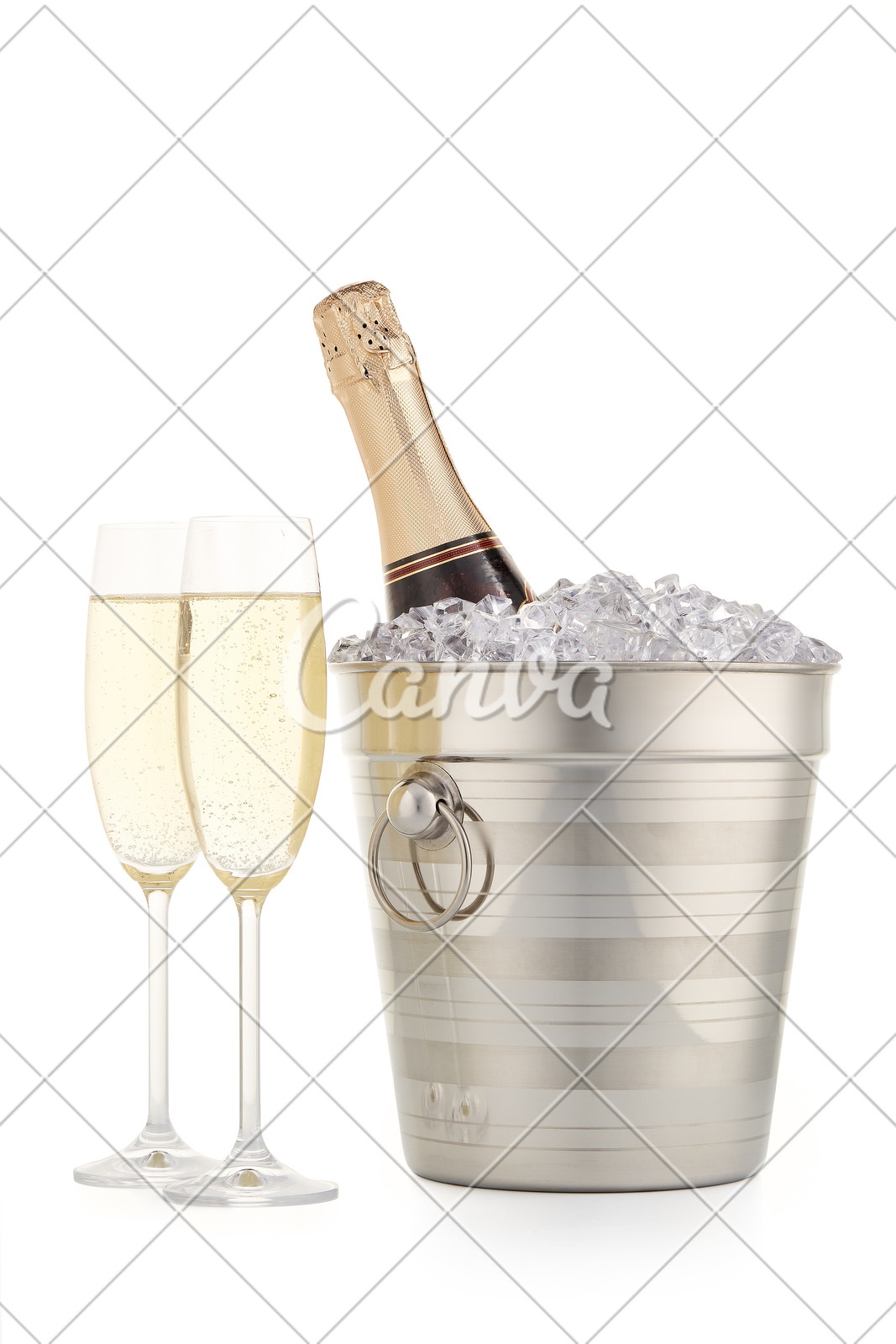 圣诞节金属节日饮料抠图瓶子聚会银色庆祝香槟